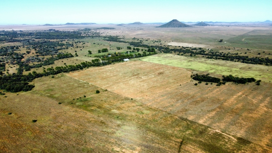 3 Bedroom Property for Sale in Bloemfontein Rural Free State